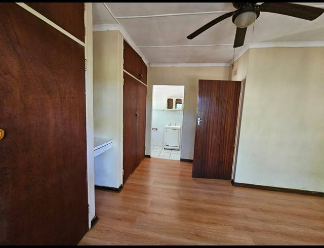 3 BEDROOM HOUSE RENTED IN SHULTON PARK